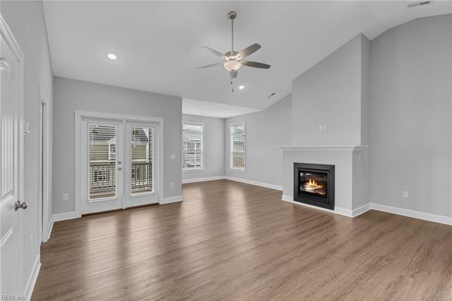 728 W Ocean View AVE, Norfolk, VA 23503