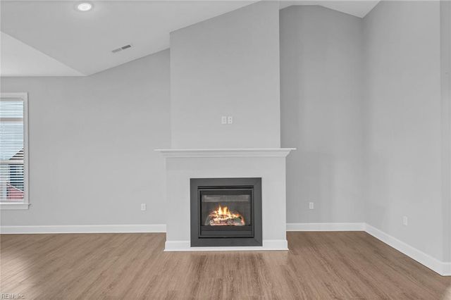 728 W Ocean View AVE, Norfolk, VA 23503