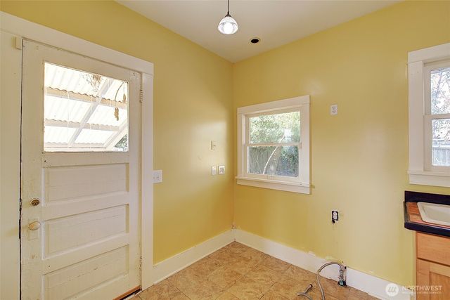 8109 50th Avenue S, Seattle, WA 98118