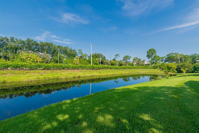442 SW Fairway Vista, Port St. Lucie, Port St Lucie, FL 34986