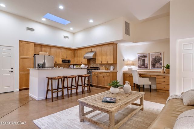 4955 E Garrison Court, Tucson, AZ 85712