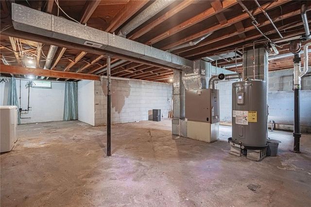1884 Reading Drive, Bethlehem City, PA 18015