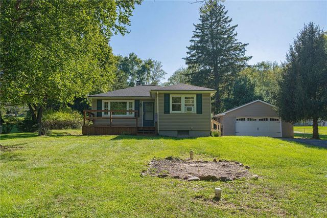 1884 Reading Drive, Bethlehem City, PA 18015