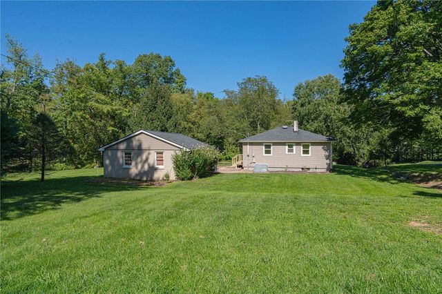 1884 Reading Drive, Bethlehem City, PA 18015