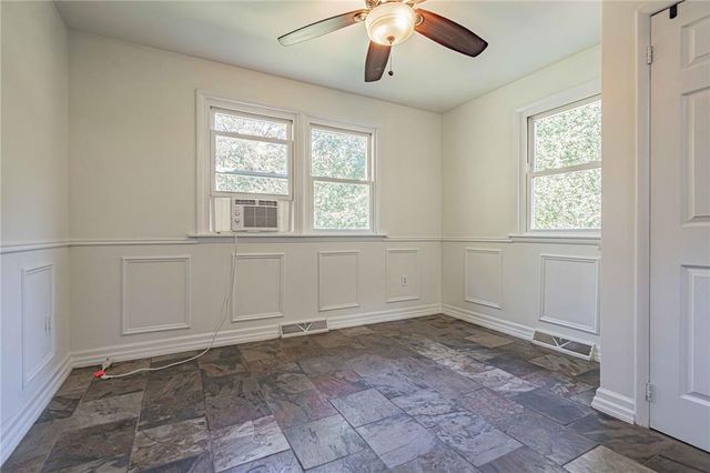 1884 Reading Drive, Bethlehem City, PA 18015