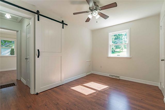 1884 Reading Drive, Bethlehem City, PA 18015