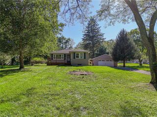 1884 Reading Drive, Bethlehem City, PA 18015