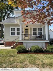 2234 Olive Avenue, Lakewood, OH 44107