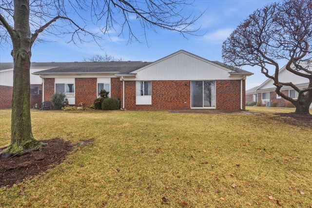 770 Country Club Drive, St Clair Shores, MI 48082