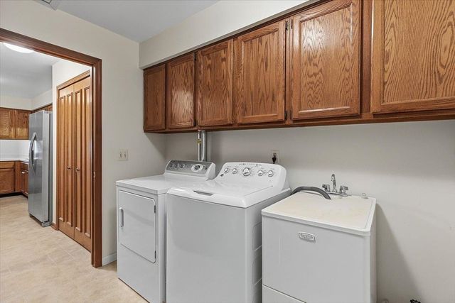 770 Country Club Drive, St Clair Shores, MI 48082