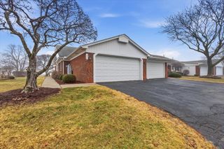 770 Country Club Drive, St Clair Shores, MI 48082