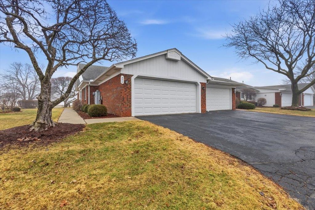 770 Country Club Drive, St Clair Shores, MI 48082