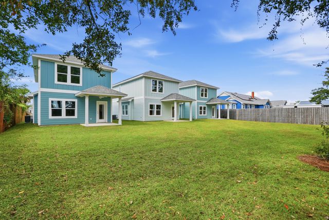 928 Grace Avenue, Panama City, FL 32401