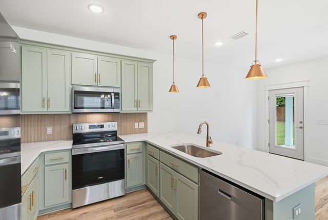 928 Grace Avenue, Panama City, FL 32401