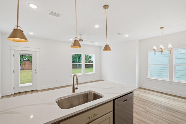 928 Grace Avenue, Panama City, FL 32401