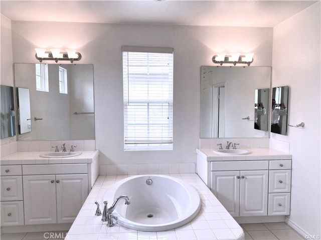 346 Gulf Stream, Costa Mesa, CA 92627