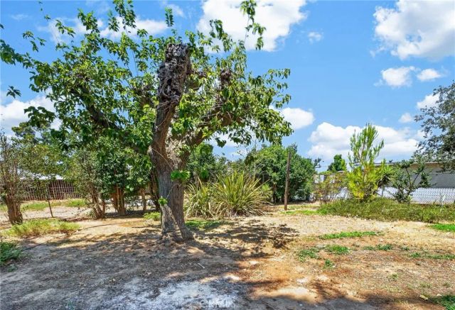 1073 Palm, Beaumont, CA 92223