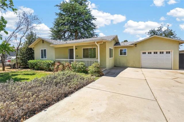 1073 Palm, Beaumont, CA 92223