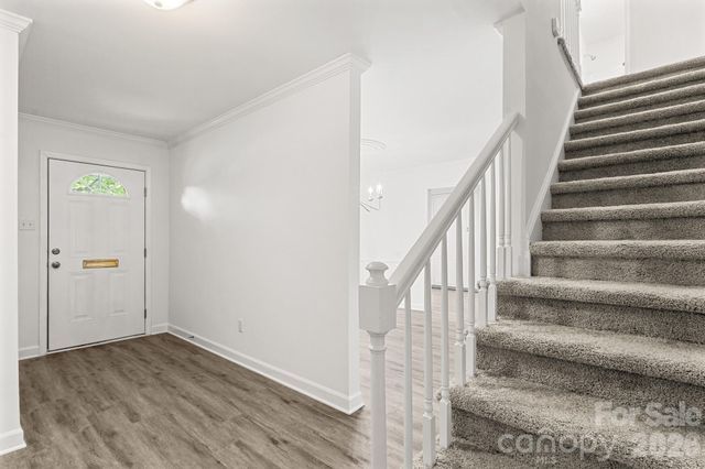 6748 Constitution Lane, Charlotte, NC 28210