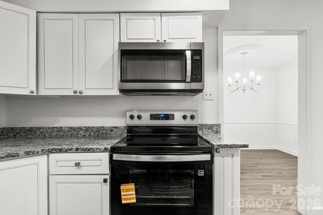 6748 Constitution Lane, Charlotte, NC 28210