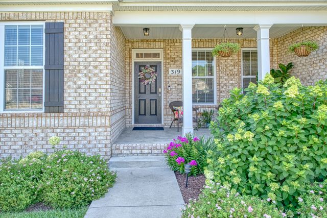 319 Greymoor Ln, Cookeville, TN 38501