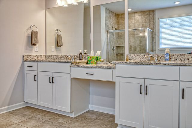 319 Greymoor Ln, Cookeville, TN 38501