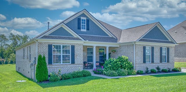 319 Greymoor Ln, Cookeville, TN 38501