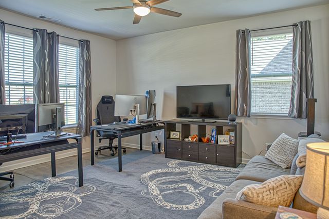 319 Greymoor Ln, Cookeville, TN 38501