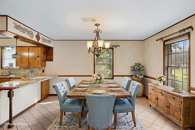 1273 Highway 90a W, Sheridan, TX 77475