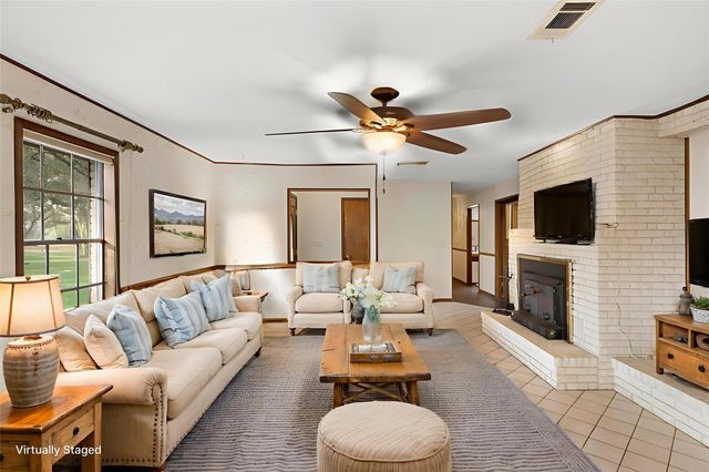 1273 Highway 90a W, Sheridan, TX 77475