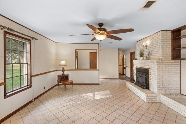 1273 Highway 90a W, Sheridan, TX 77475