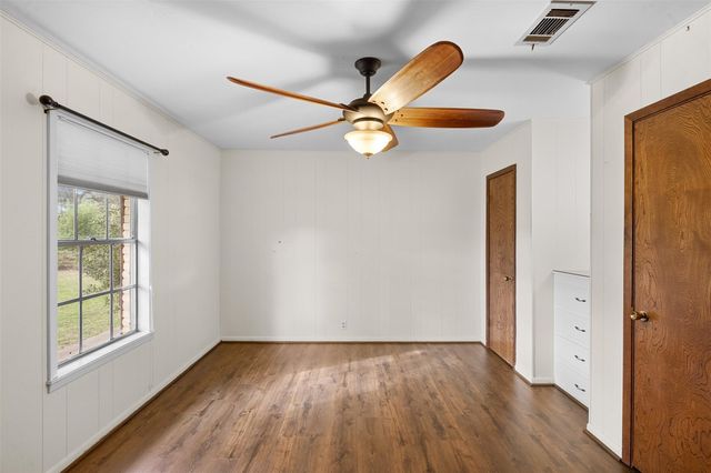 1273 Highway 90a W, Sheridan, TX 77475