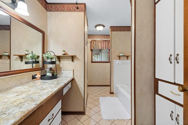 1273 Highway 90a W, Sheridan, TX 77475