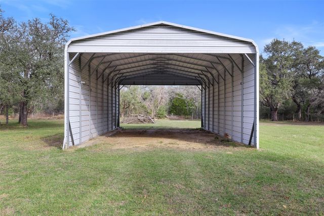 1273 Highway 90a W, Sheridan, TX 77475