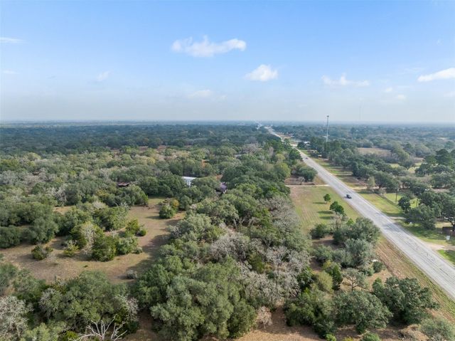 1273 Highway 90a W, Sheridan, TX 77475
