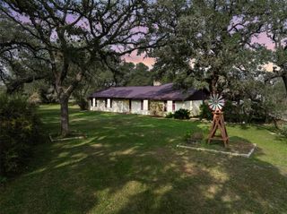 1273 Highway 90a W, Sheridan, TX 77475