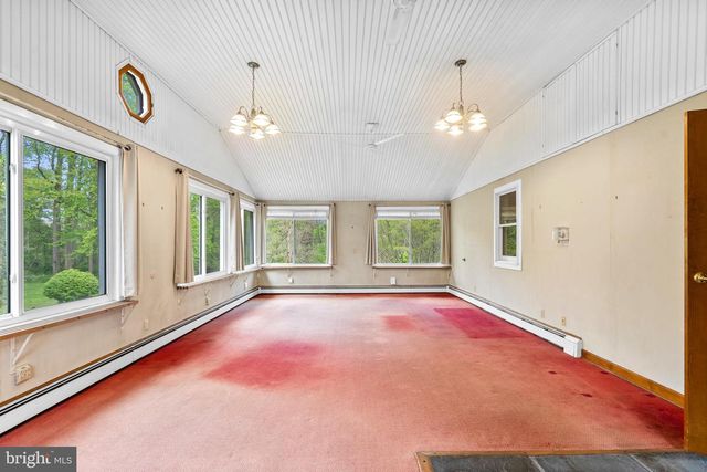 105 SPRING AVE, Holland, PA 18966