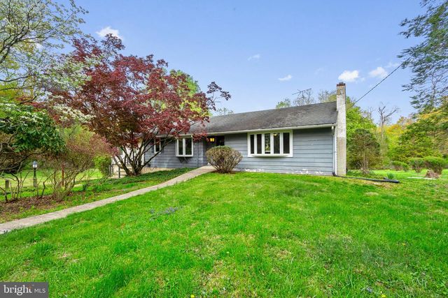 105 SPRING AVE, Holland, PA 18966