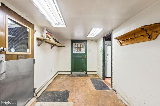 105 SPRING AVE, Holland, PA 18966