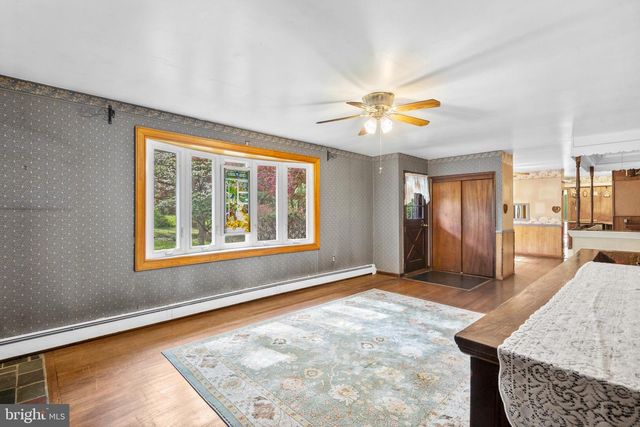 105 SPRING AVE, Holland, PA 18966