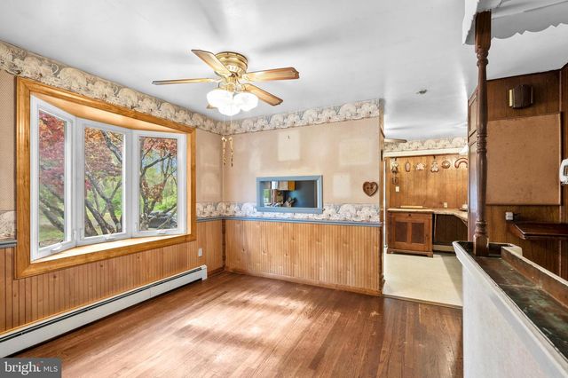 105 SPRING AVE, Holland, PA 18966