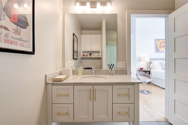 6020 Colony Lane, Oklahoma City, OK 73112