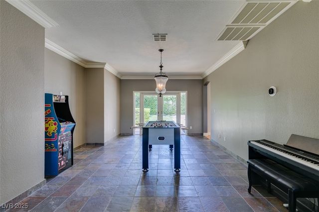 2131 Alexa Breanne Court, Las Vegas, NV 89117