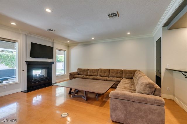 2131 Alexa Breanne Court, Las Vegas, NV 89117