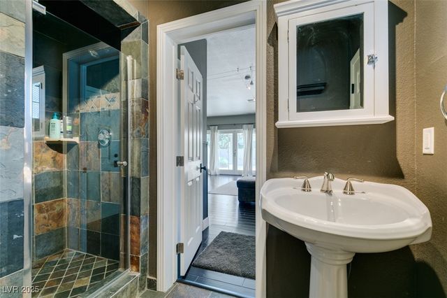 2131 Alexa Breanne Court, Las Vegas, NV 89117