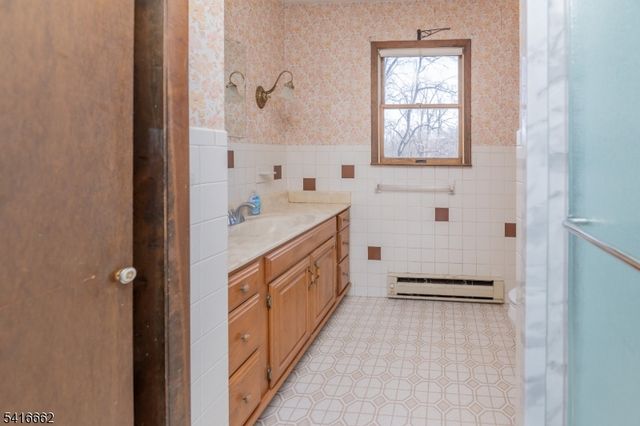 44 Walnut Road, Knowlton Twp., NJ 07832