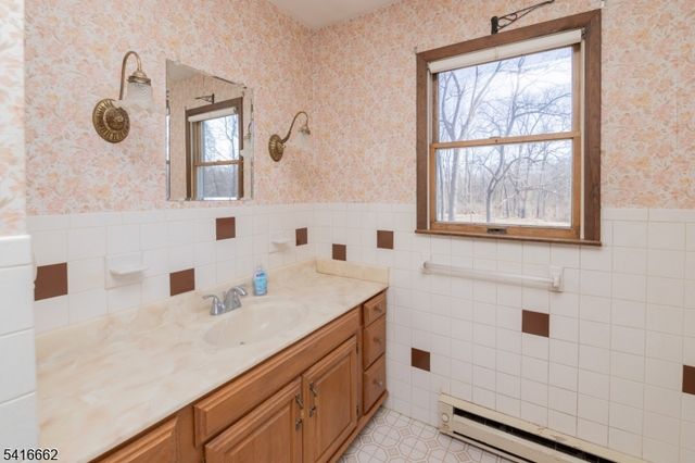 44 Walnut Road, Knowlton Twp., NJ 07832