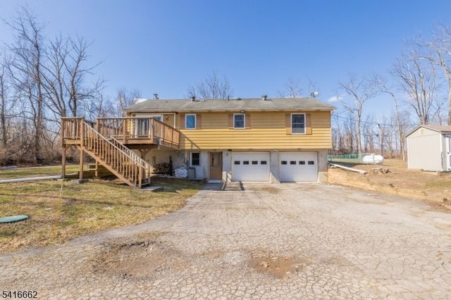 44 Walnut Road, Knowlton Twp., NJ 07832