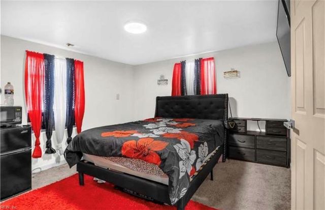 108 N 6th ST, Suffolk, VA 23434