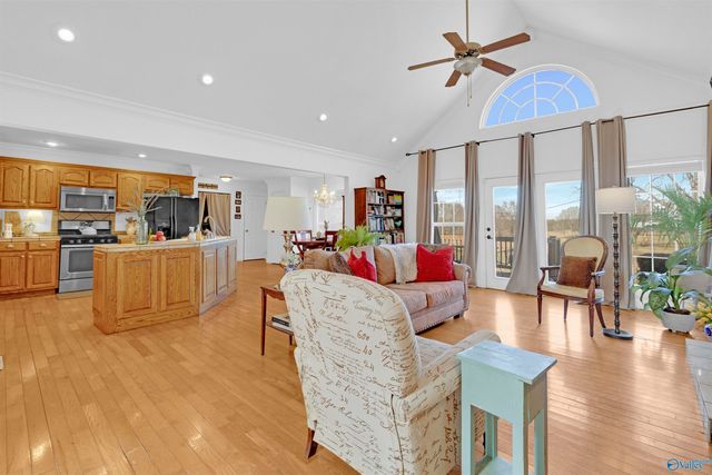 64 Meadows Drive, Rainsville, AL 35986